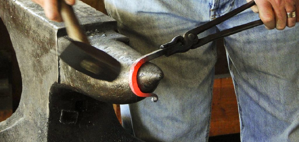 How to Draw Out Steel on Anvil
