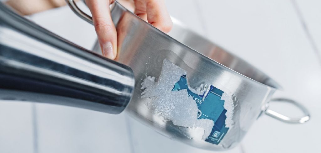 How to Remove Adhesive Labels From Metal